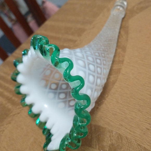 Fenton Art Glass Epergne - Picture 2 of 3